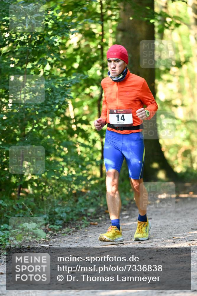 06.10.2024 - Bramfelder Halbmarathon 2024 Dr. Thomas Lammeyer http://msf.ph/oto/7336838 06.10.2024 10:17:20 Laufen 14 meine-sportfotos.de