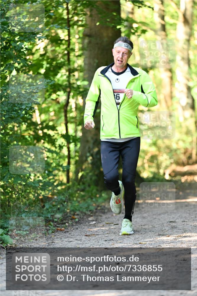06.10.2024 - Bramfelder Halbmarathon 2024 Dr. Thomas Lammeyer http://msf.ph/oto/7336855 06.10.2024 10:17:23 Laufen 6 meine-sportfotos.de