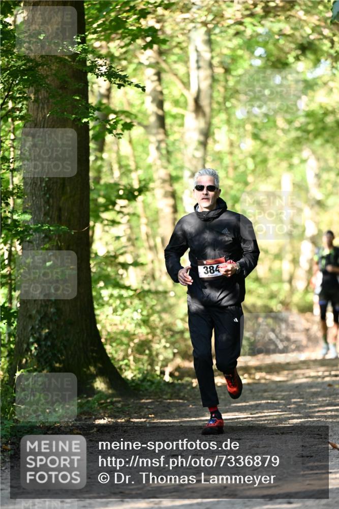 06.10.2024 - Bramfelder Halbmarathon 2024 Dr. Thomas Lammeyer http://msf.ph/oto/7336879 06.10.2024 10:17:39 Laufen 384 meine-sportfotos.de