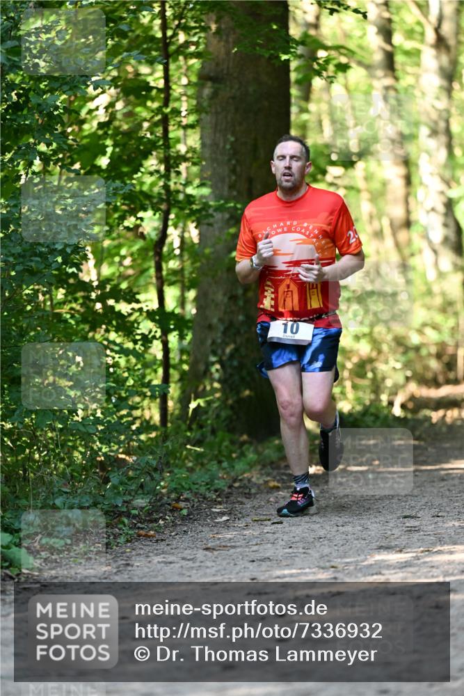 06.10.2024 - Bramfelder Halbmarathon 2024 Dr. Thomas Lammeyer http://msf.ph/oto/7336932 06.10.2024 10:18:03 Laufen 10 meine-sportfotos.de
