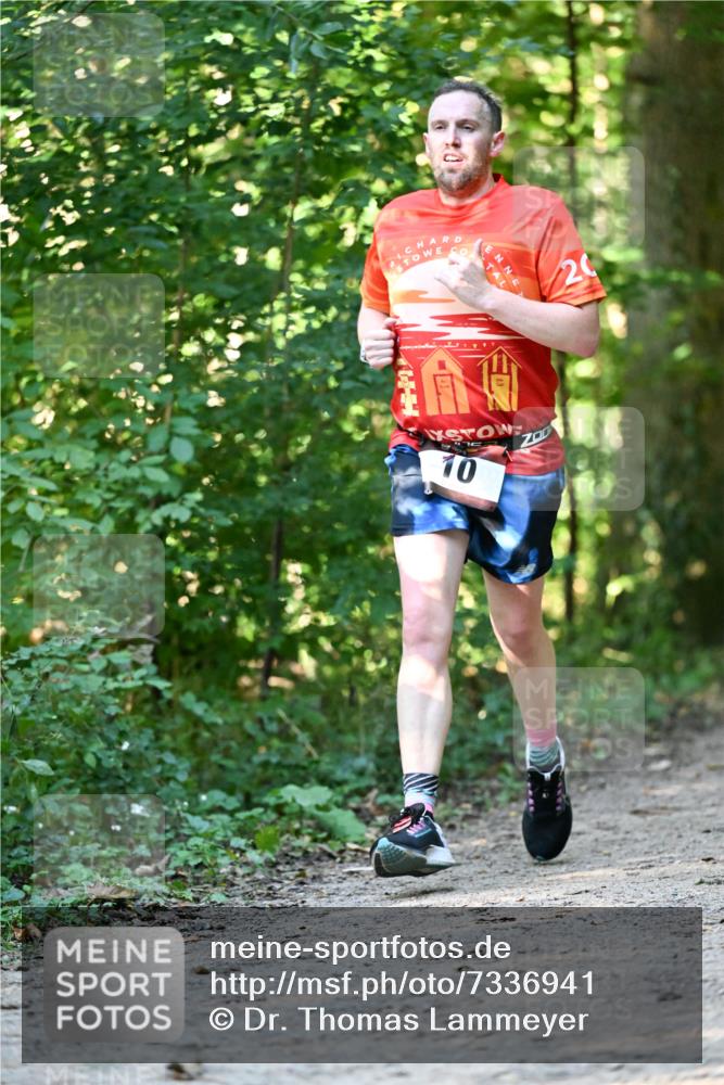 06.10.2024 - Bramfelder Halbmarathon 2024 Dr. Thomas Lammeyer http://msf.ph/oto/7336941 06.10.2024 10:18:04 Laufen 10, 700, 20 meine-sportfotos.de