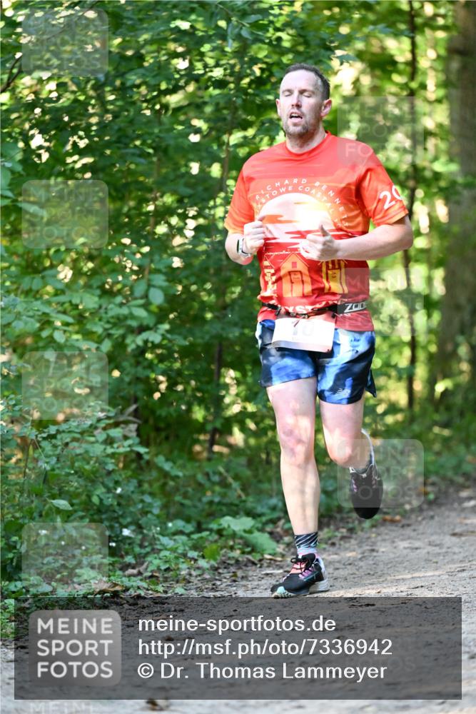 06.10.2024 - Bramfelder Halbmarathon 2024 Dr. Thomas Lammeyer http://msf.ph/oto/7336942 06.10.2024 10:18:05 Laufen  meine-sportfotos.de
