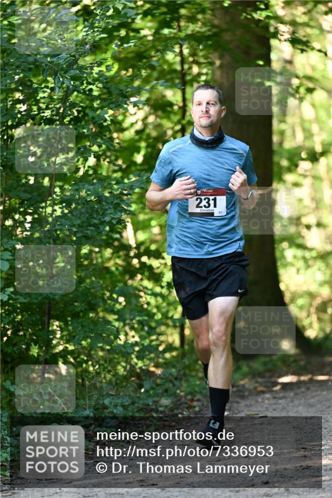 06.10.2024 - Bramfelder Halbmarathon 2024 Dr. Thomas Lammeyer http://msf.ph/oto/7336953 06.10.2024 10:18:19 Laufen 231, 51 meine-sportfotos.de