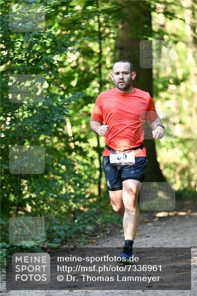 06.10.2024 - Bramfelder Halbmarathon 2024 Dr. Thomas Lammeyer http://msf.ph/oto/7336961 06.10.2024 10:18:22 Laufen  meine-sportfotos.de