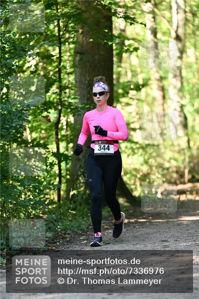 06.10.2024 - Bramfelder Halbmarathon 2024 Dr. Thomas Lammeyer http://msf.ph/oto/7336976 06.10.2024 10:18:28 Laufen 344 meine-sportfotos.de