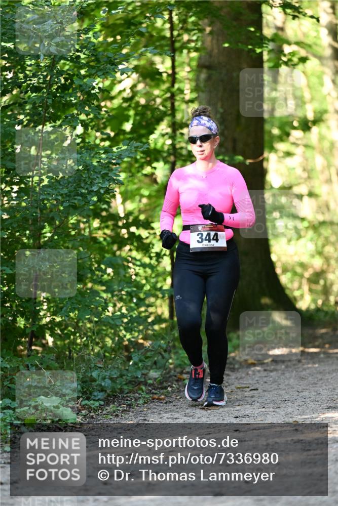 06.10.2024 - Bramfelder Halbmarathon 2024 Dr. Thomas Lammeyer http://msf.ph/oto/7336980 06.10.2024 10:18:29 Laufen 344 meine-sportfotos.de