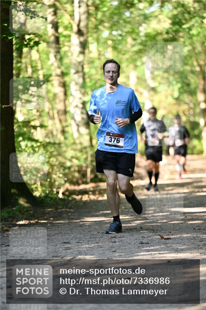 06.10.2024 - Bramfelder Halbmarathon 2024 Dr. Thomas Lammeyer http://msf.ph/oto/7336986 06.10.2024 10:18:31 Laufen 376 meine-sportfotos.de