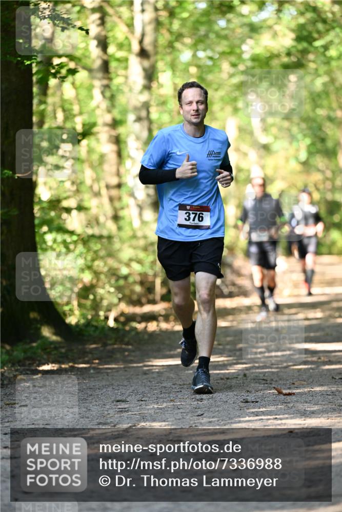 06.10.2024 - Bramfelder Halbmarathon 2024 Dr. Thomas Lammeyer http://msf.ph/oto/7336988 06.10.2024 10:18:31 Laufen 376 meine-sportfotos.de