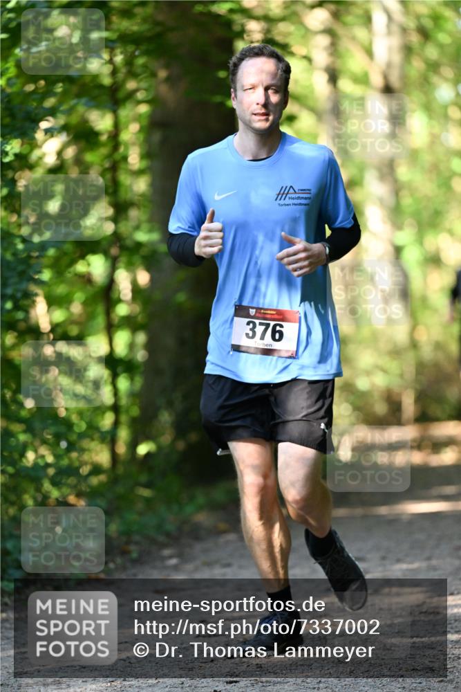 06.10.2024 - Bramfelder Halbmarathon 2024 Dr. Thomas Lammeyer http://msf.ph/oto/7337002 06.10.2024 10:18:33 Laufen 376 meine-sportfotos.de