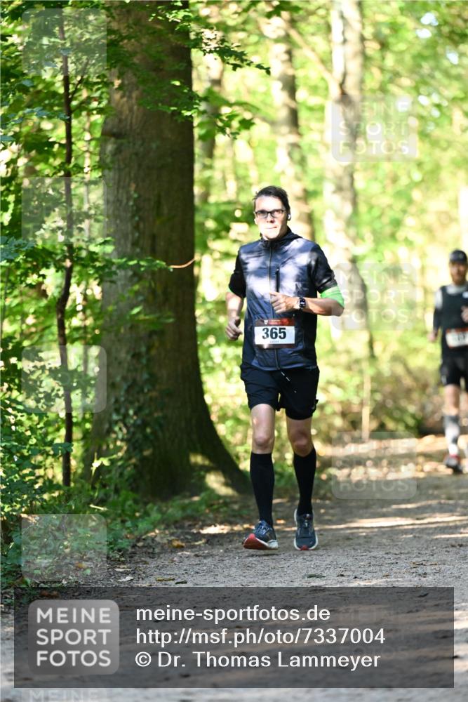 06.10.2024 - Bramfelder Halbmarathon 2024 Dr. Thomas Lammeyer http://msf.ph/oto/7337004 06.10.2024 10:18:36 Laufen 365 meine-sportfotos.de
