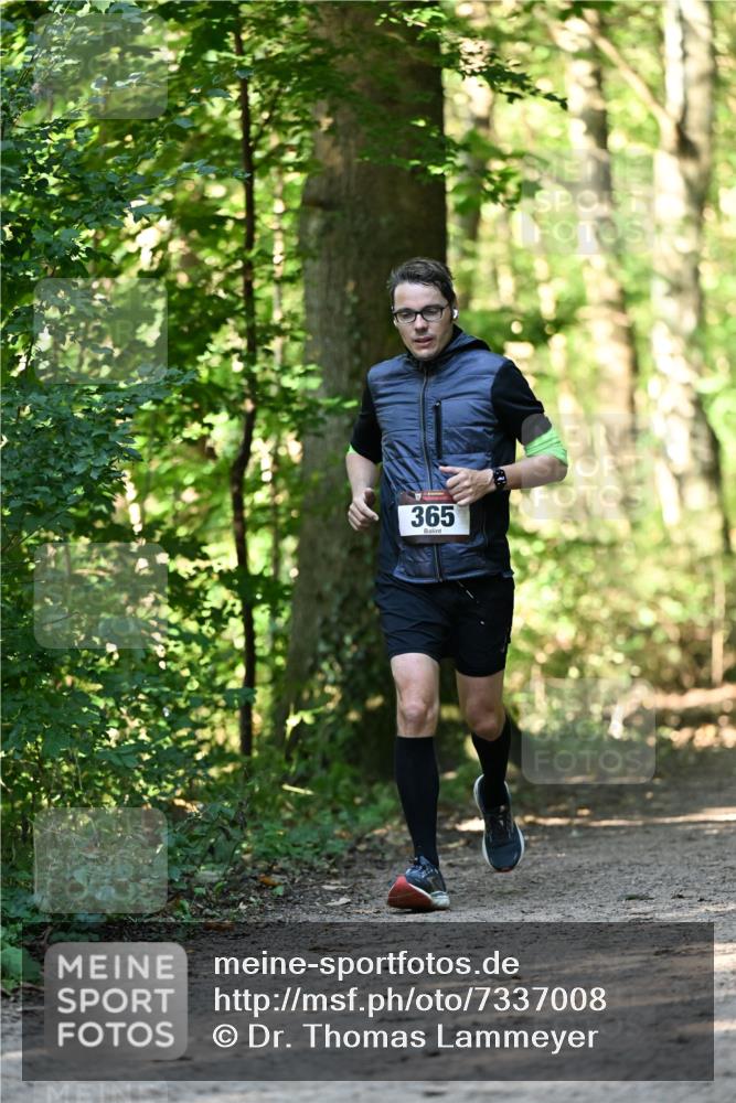 06.10.2024 - Bramfelder Halbmarathon 2024 Dr. Thomas Lammeyer http://msf.ph/oto/7337008 06.10.2024 10:18:37 Laufen 365 meine-sportfotos.de