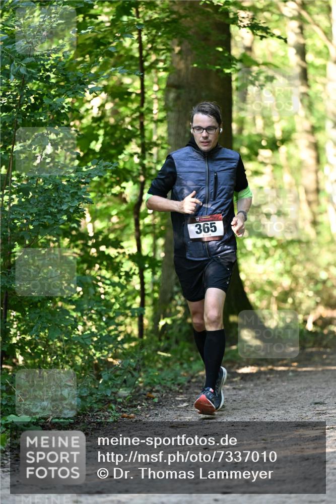 06.10.2024 - Bramfelder Halbmarathon 2024 Dr. Thomas Lammeyer http://msf.ph/oto/7337010 06.10.2024 10:18:37 Laufen 365 meine-sportfotos.de