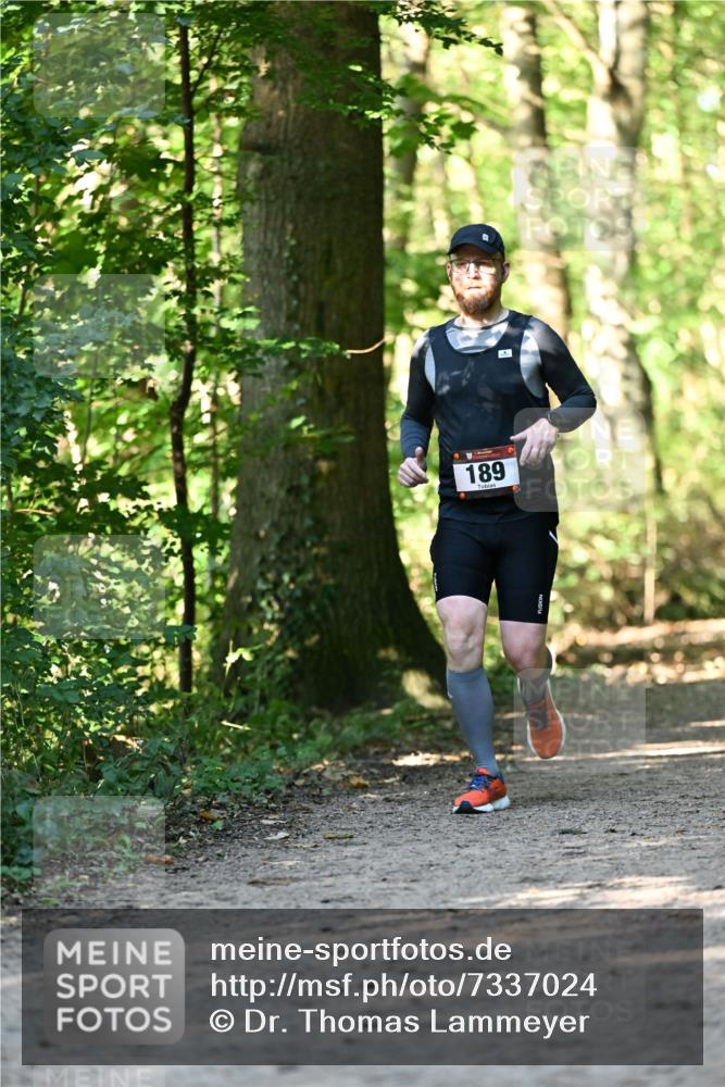 06.10.2024 - Bramfelder Halbmarathon 2024 Dr. Thomas Lammeyer http://msf.ph/oto/7337024 06.10.2024 10:18:40 Laufen 189 meine-sportfotos.de