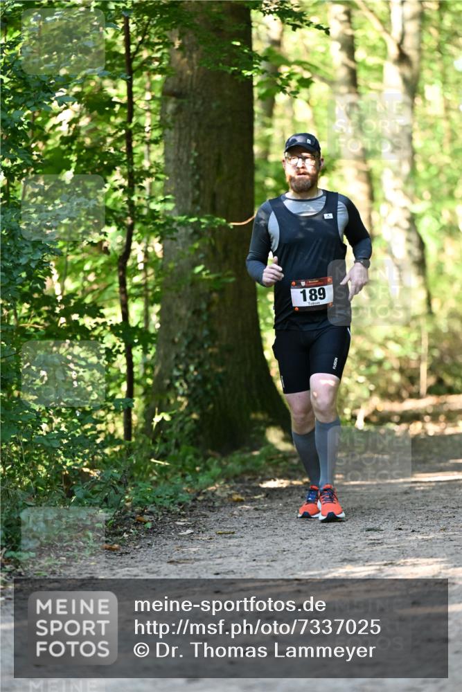 06.10.2024 - Bramfelder Halbmarathon 2024 Dr. Thomas Lammeyer http://msf.ph/oto/7337025 06.10.2024 10:18:40 Laufen 189 meine-sportfotos.de