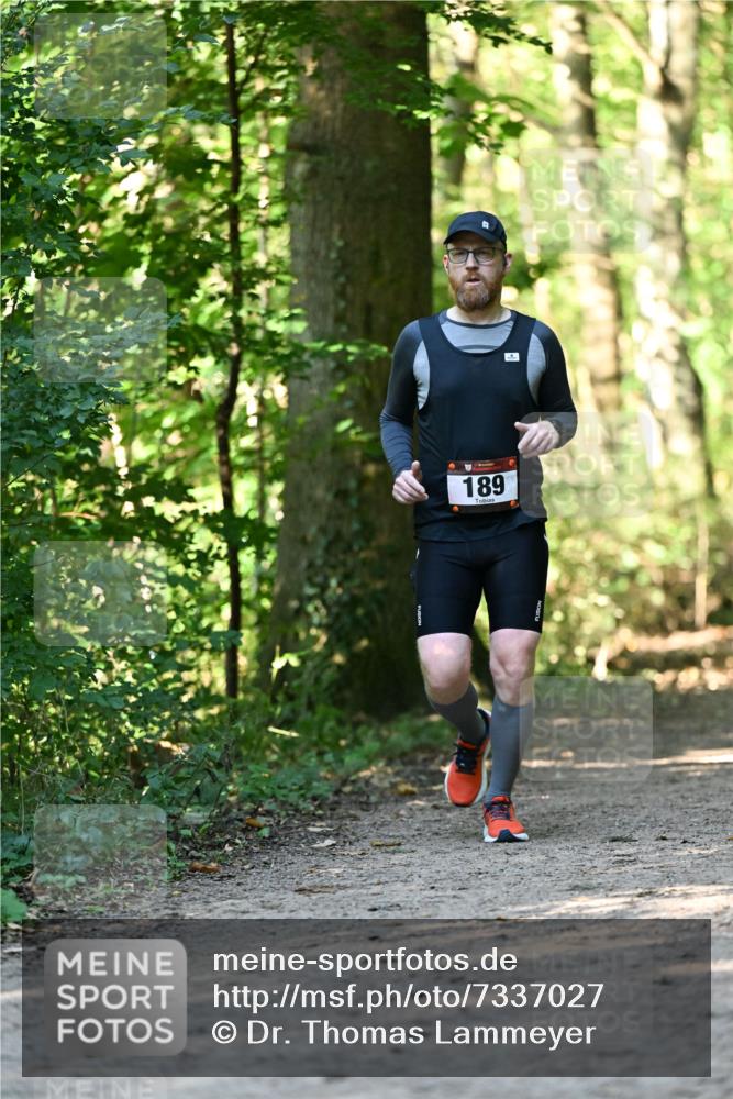 06.10.2024 - Bramfelder Halbmarathon 2024 Dr. Thomas Lammeyer http://msf.ph/oto/7337027 06.10.2024 10:18:41 Laufen 189 meine-sportfotos.de