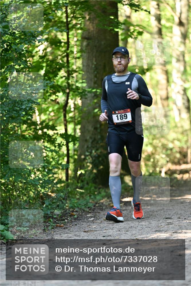 06.10.2024 - Bramfelder Halbmarathon 2024 Dr. Thomas Lammeyer http://msf.ph/oto/7337028 06.10.2024 10:18:41 Laufen 189 meine-sportfotos.de