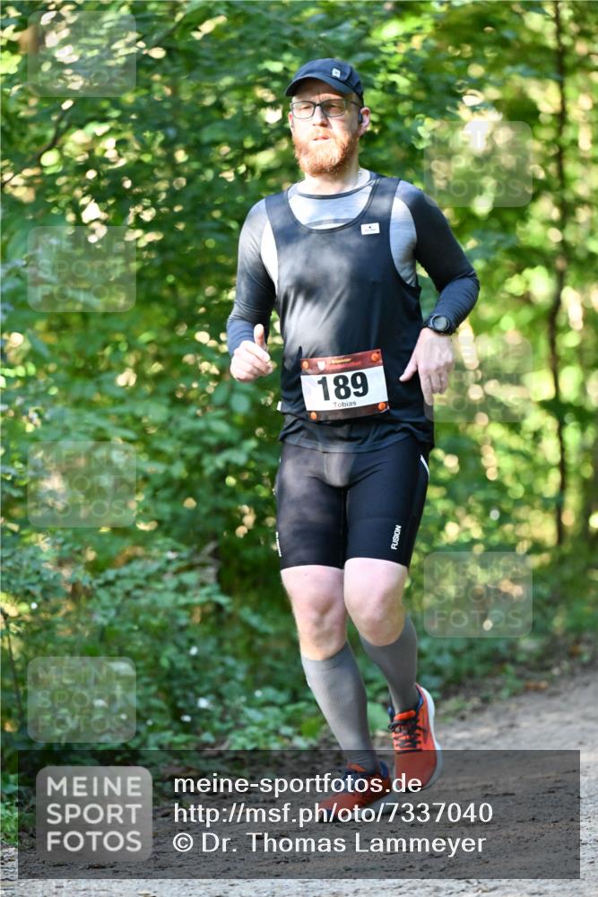 06.10.2024 - Bramfelder Halbmarathon 2024 Dr. Thomas Lammeyer http://msf.ph/oto/7337040 06.10.2024 10:18:42 Laufen 189 meine-sportfotos.de