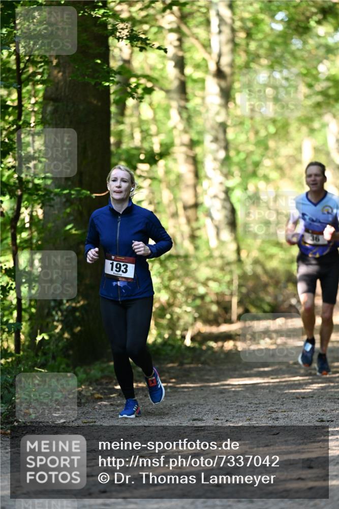 06.10.2024 - Bramfelder Halbmarathon 2024 Dr. Thomas Lammeyer http://msf.ph/oto/7337042 06.10.2024 10:18:55 Laufen 193, 36 meine-sportfotos.de