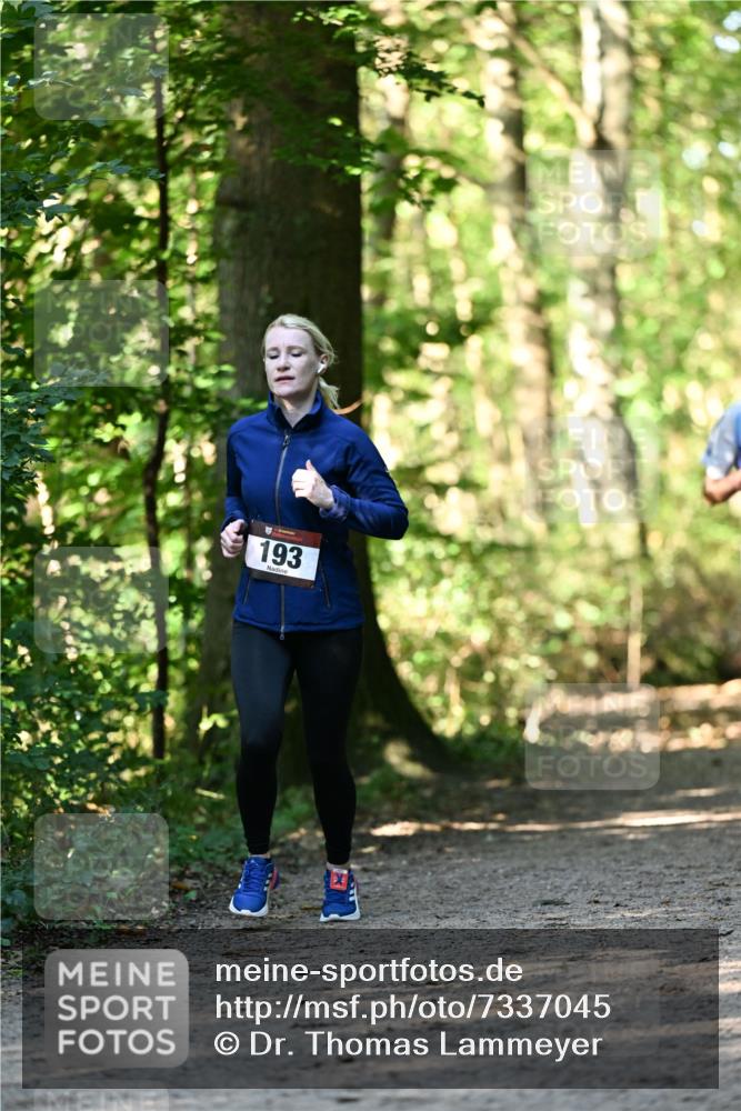 06.10.2024 - Bramfelder Halbmarathon 2024 Dr. Thomas Lammeyer http://msf.ph/oto/7337045 06.10.2024 10:18:55 Laufen 193 meine-sportfotos.de