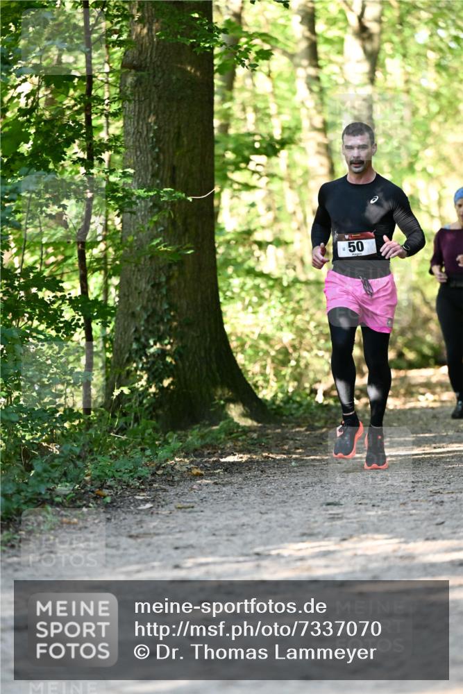 06.10.2024 - Bramfelder Halbmarathon 2024 Dr. Thomas Lammeyer http://msf.ph/oto/7337070 06.10.2024 10:19:24 Laufen 50 meine-sportfotos.de