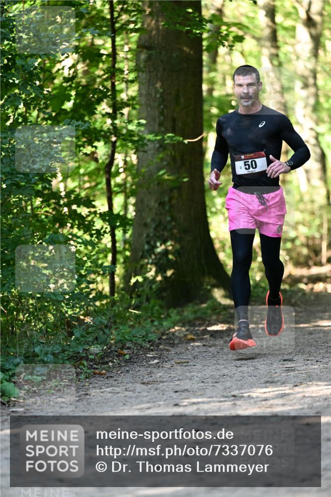 06.10.2024 - Bramfelder Halbmarathon 2024 Dr. Thomas Lammeyer http://msf.ph/oto/7337076 06.10.2024 10:19:24 Laufen 50 meine-sportfotos.de