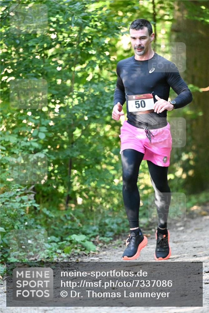 06.10.2024 - Bramfelder Halbmarathon 2024 Dr. Thomas Lammeyer http://msf.ph/oto/7337086 06.10.2024 10:19:26 Laufen 50 meine-sportfotos.de