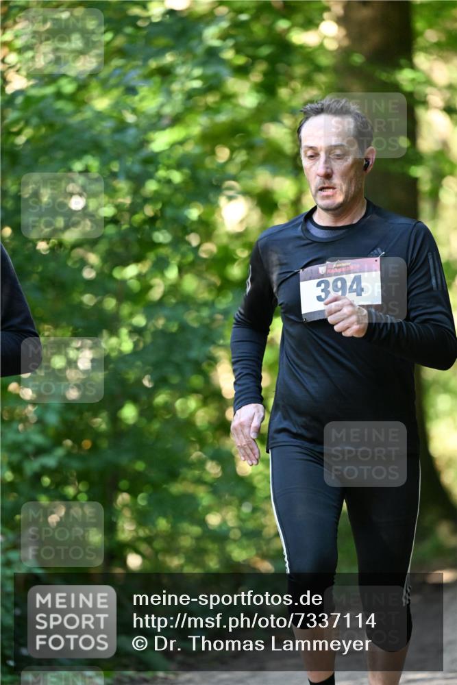 06.10.2024 - Bramfelder Halbmarathon 2024 Dr. Thomas Lammeyer http://msf.ph/oto/7337114 06.10.2024 10:19:39 Laufen 33, 394 meine-sportfotos.de