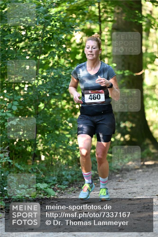 06.10.2024 - Bramfelder Halbmarathon 2024 Dr. Thomas Lammeyer http://msf.ph/oto/7337167 06.10.2024 10:20:04 Laufen 460 meine-sportfotos.de
