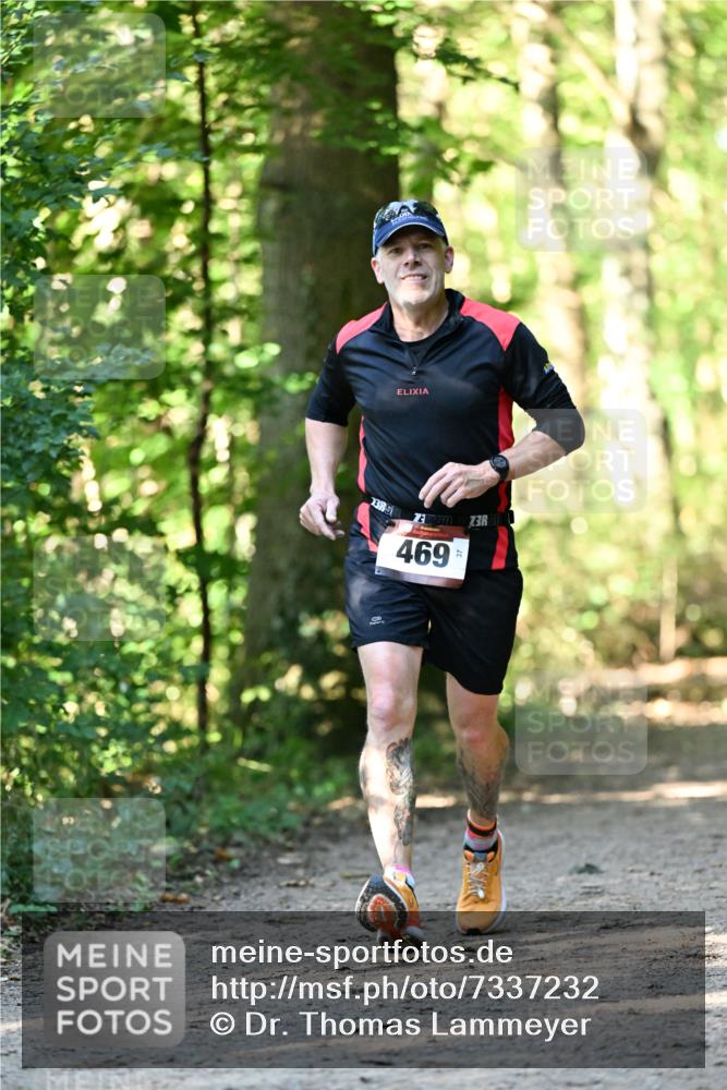 06.10.2024 - Bramfelder Halbmarathon 2024 Dr. Thomas Lammeyer http://msf.ph/oto/7337232 06.10.2024 10:20:21 Laufen 3, 469, 37 meine-sportfotos.de