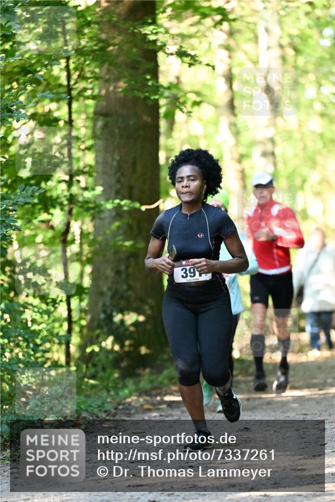 06.10.2024 - Bramfelder Halbmarathon 2024 Dr. Thomas Lammeyer http://msf.ph/oto/7337261 06.10.2024 10:20:33 Laufen 39 meine-sportfotos.de