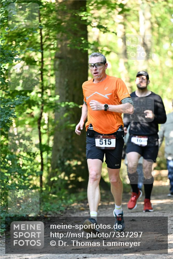 06.10.2024 - Bramfelder Halbmarathon 2024 Dr. Thomas Lammeyer http://msf.ph/oto/7337297 06.10.2024 10:20:42 Laufen 515, 16 meine-sportfotos.de