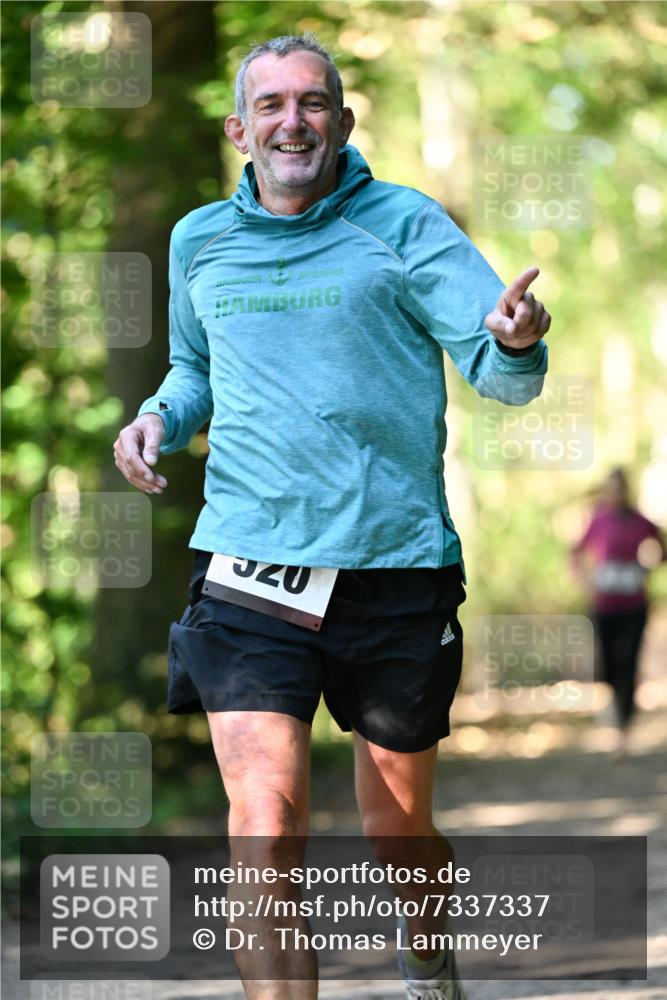 06.10.2024 - Bramfelder Halbmarathon 2024 Dr. Thomas Lammeyer http://msf.ph/oto/7337337 06.10.2024 10:20:57 Laufen 20 meine-sportfotos.de
