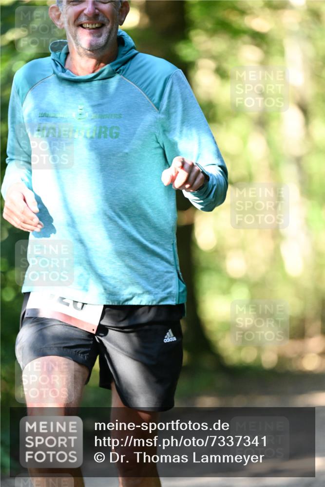 06.10.2024 - Bramfelder Halbmarathon 2024 Dr. Thomas Lammeyer http://msf.ph/oto/7337341 06.10.2024 10:20:58 Laufen  meine-sportfotos.de