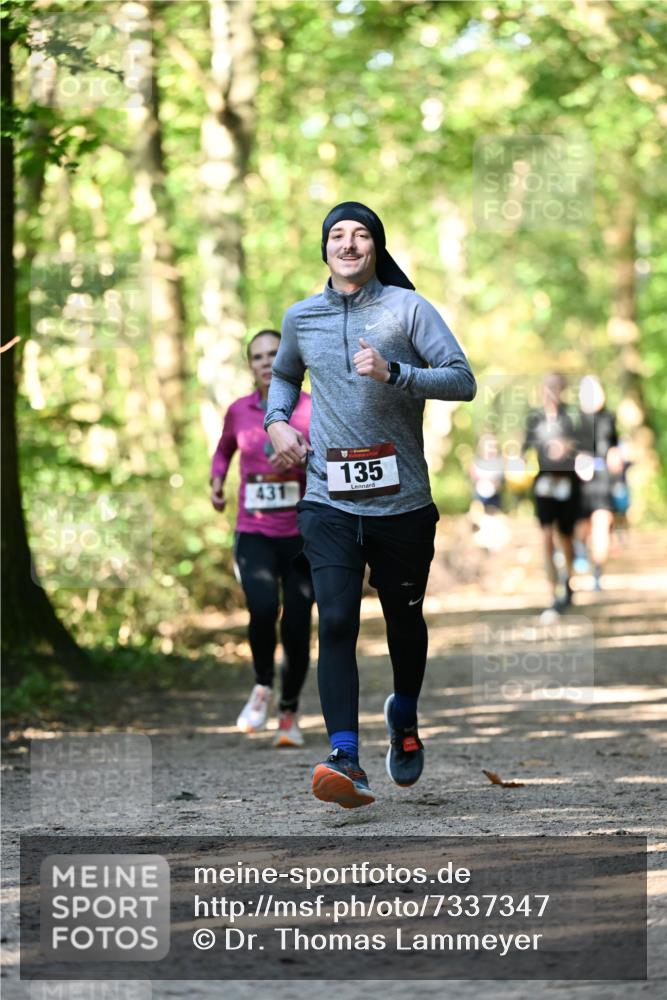 06.10.2024 - Bramfelder Halbmarathon 2024 Dr. Thomas Lammeyer http://msf.ph/oto/7337347 06.10.2024 10:21:00 Laufen 431, 135 meine-sportfotos.de