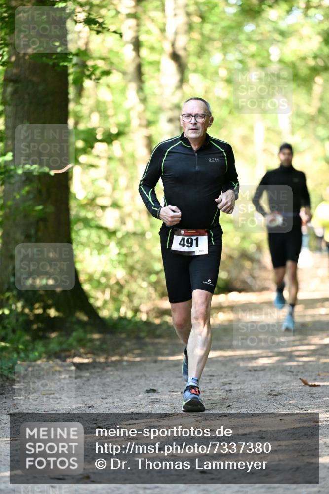 06.10.2024 - Bramfelder Halbmarathon 2024 Dr. Thomas Lammeyer http://msf.ph/oto/7337380 06.10.2024 10:21:07 Laufen 491, 109 meine-sportfotos.de