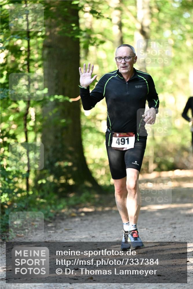 06.10.2024 - Bramfelder Halbmarathon 2024 Dr. Thomas Lammeyer http://msf.ph/oto/7337384 06.10.2024 10:21:08 Laufen 491 meine-sportfotos.de