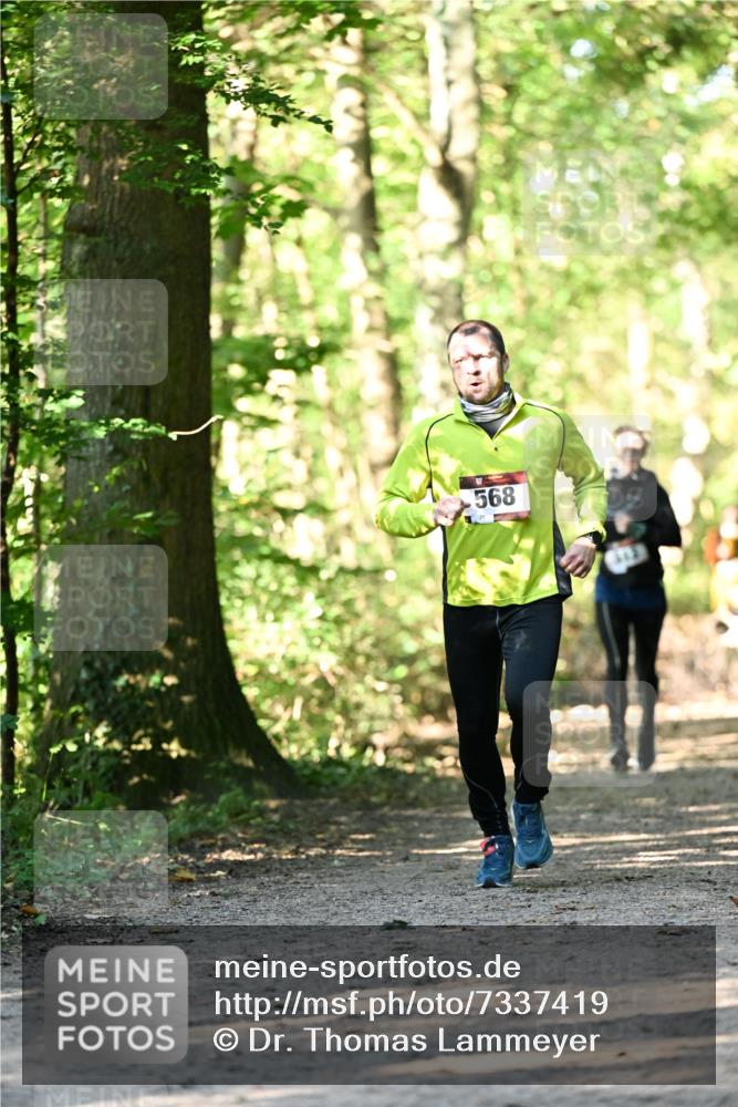 06.10.2024 - Bramfelder Halbmarathon 2024 Dr. Thomas Lammeyer http://msf.ph/oto/7337419 06.10.2024 10:21:16 Laufen 568 meine-sportfotos.de