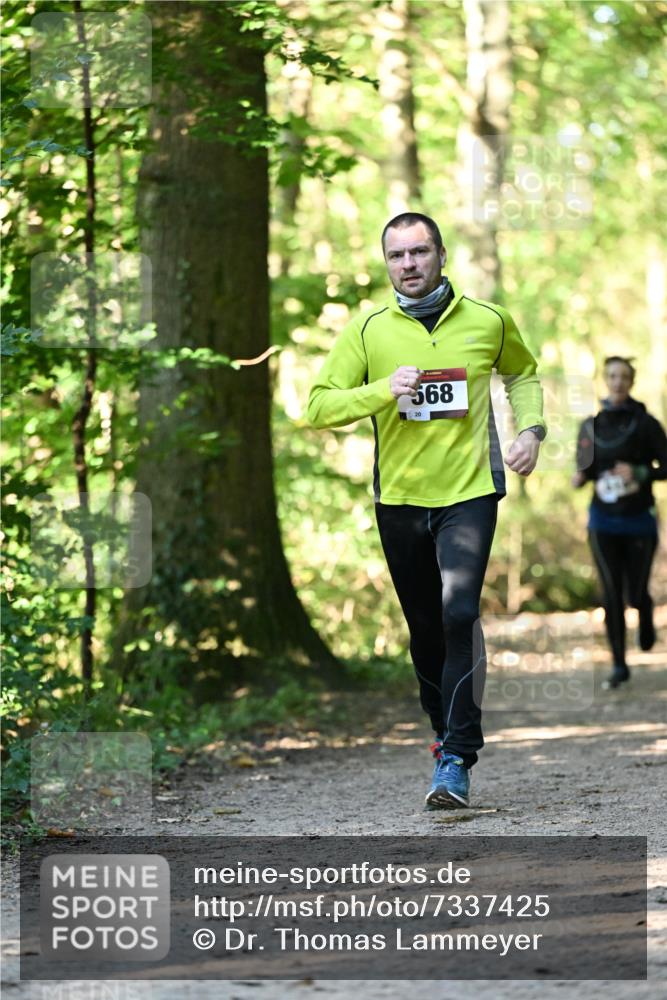 06.10.2024 - Bramfelder Halbmarathon 2024 Dr. Thomas Lammeyer http://msf.ph/oto/7337425 06.10.2024 10:21:16 Laufen 568 meine-sportfotos.de