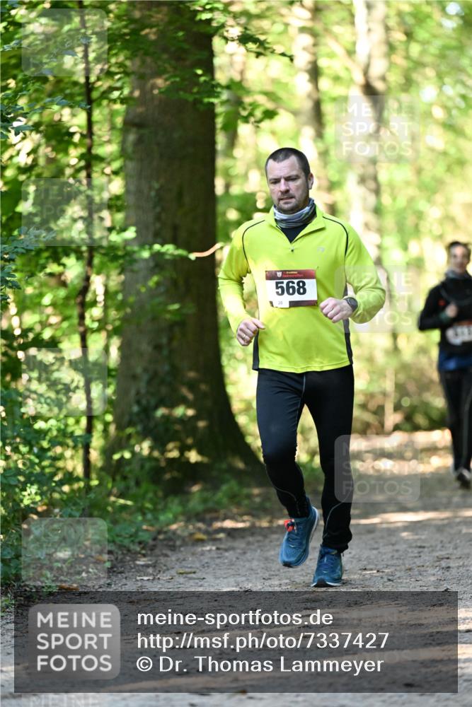 06.10.2024 - Bramfelder Halbmarathon 2024 Dr. Thomas Lammeyer http://msf.ph/oto/7337427 06.10.2024 10:21:17 Laufen 568 meine-sportfotos.de