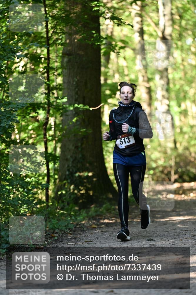 06.10.2024 - Bramfelder Halbmarathon 2024 Dr. Thomas Lammeyer http://msf.ph/oto/7337439 06.10.2024 10:21:20 Laufen 513 meine-sportfotos.de