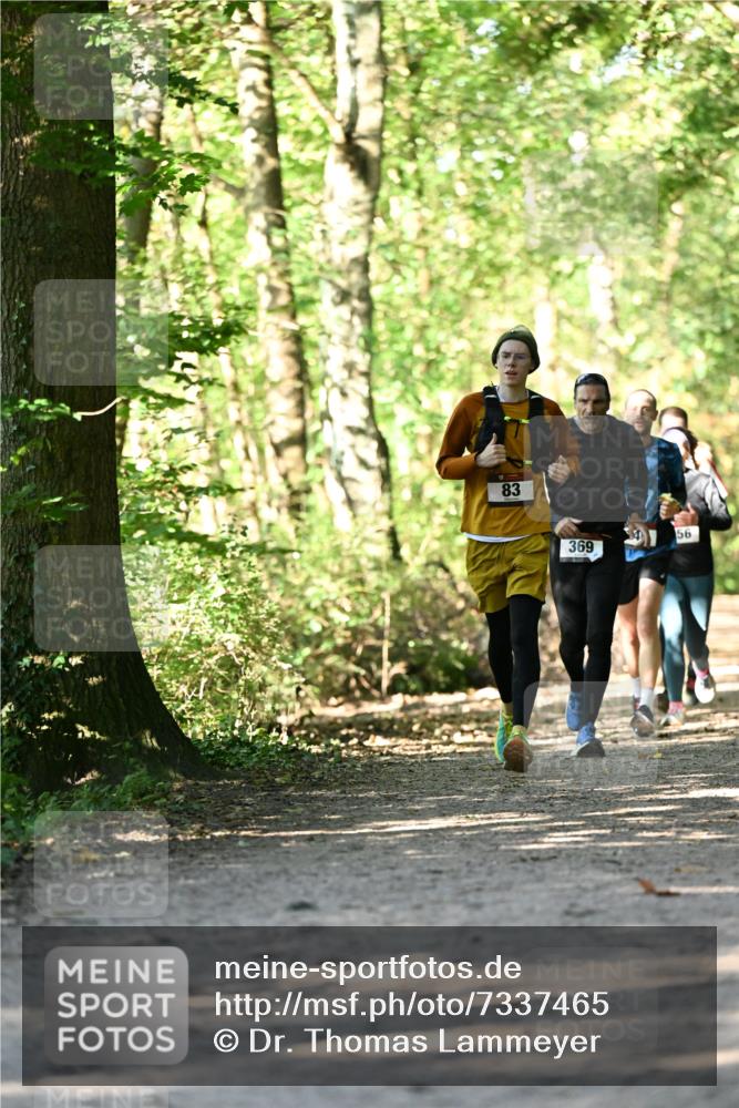 06.10.2024 - Bramfelder Halbmarathon 2024 Dr. Thomas Lammeyer http://msf.ph/oto/7337465 06.10.2024 10:21:30 Laufen 83, 369, 56 meine-sportfotos.de
