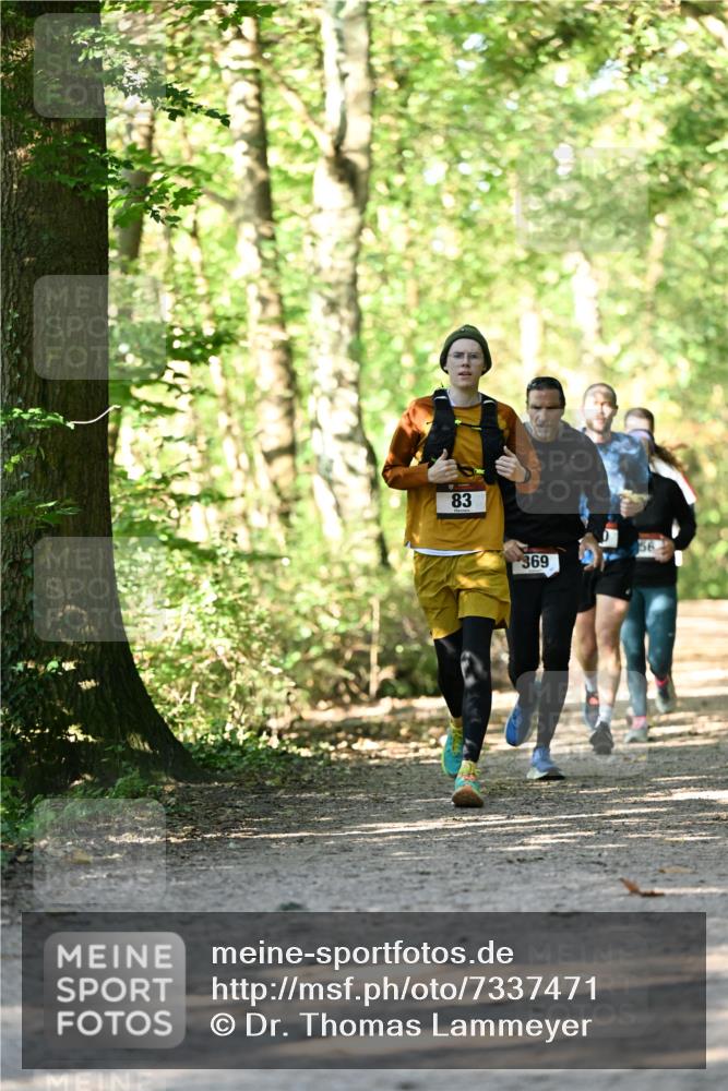 06.10.2024 - Bramfelder Halbmarathon 2024 Dr. Thomas Lammeyer http://msf.ph/oto/7337471 06.10.2024 10:21:31 Laufen 83, 369, 56 meine-sportfotos.de