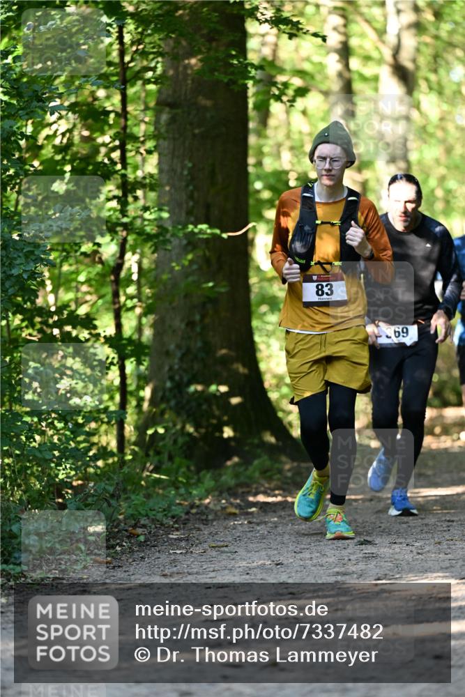 06.10.2024 - Bramfelder Halbmarathon 2024 Dr. Thomas Lammeyer http://msf.ph/oto/7337482 06.10.2024 10:21:34 Laufen 83, 369 meine-sportfotos.de