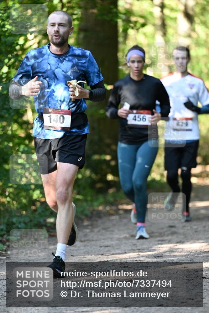 06.10.2024 - Bramfelder Halbmarathon 2024 Dr. Thomas Lammeyer http://msf.ph/oto/7337494 06.10.2024 10:21:37 Laufen 140, 456 meine-sportfotos.de