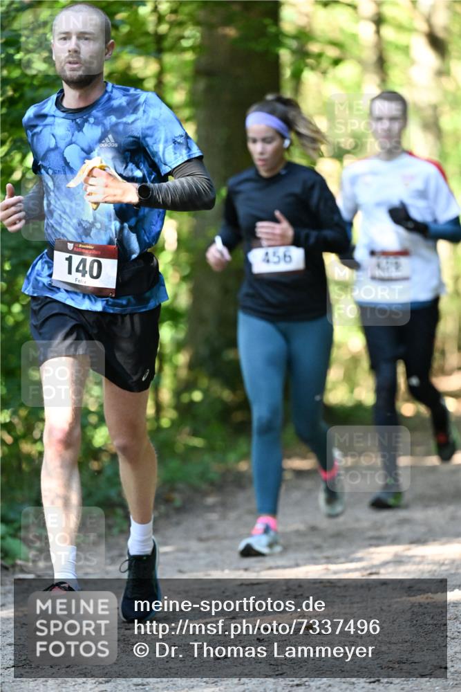 06.10.2024 - Bramfelder Halbmarathon 2024 Dr. Thomas Lammeyer http://msf.ph/oto/7337496 06.10.2024 10:21:37 Laufen 33, 140, 456 meine-sportfotos.de