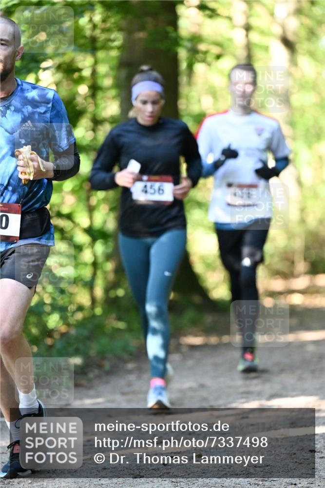 06.10.2024 - Bramfelder Halbmarathon 2024 Dr. Thomas Lammeyer http://msf.ph/oto/7337498 06.10.2024 10:21:38 Laufen 0, 456 meine-sportfotos.de