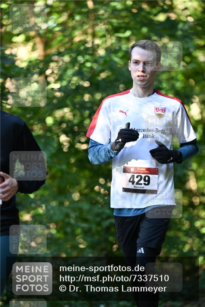 06.10.2024 - Bramfelder Halbmarathon 2024 Dr. Thomas Lammeyer http://msf.ph/oto/7337510 06.10.2024 10:21:40 Laufen 429 meine-sportfotos.de