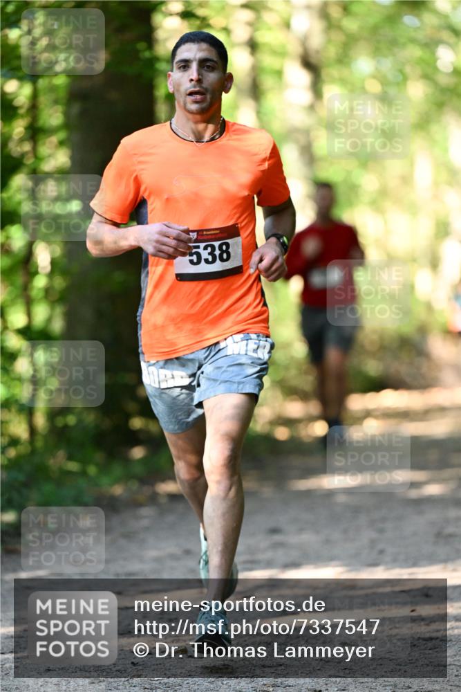 06.10.2024 - Bramfelder Halbmarathon 2024 Dr. Thomas Lammeyer http://msf.ph/oto/7337547 06.10.2024 10:22:02 Laufen 538 meine-sportfotos.de