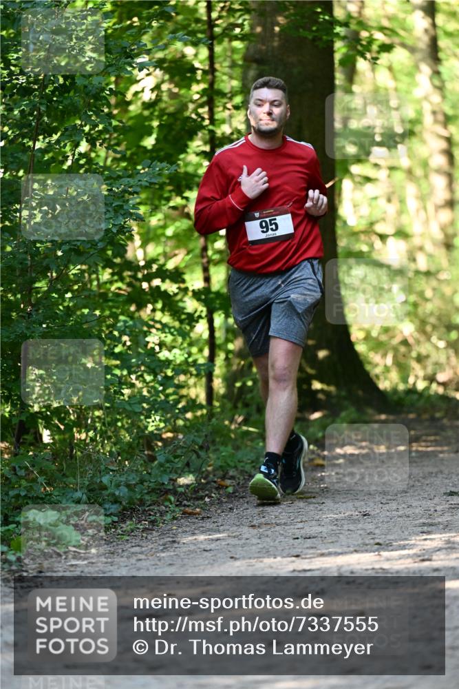 06.10.2024 - Bramfelder Halbmarathon 2024 Dr. Thomas Lammeyer http://msf.ph/oto/7337555 06.10.2024 10:22:05 Laufen 95 meine-sportfotos.de