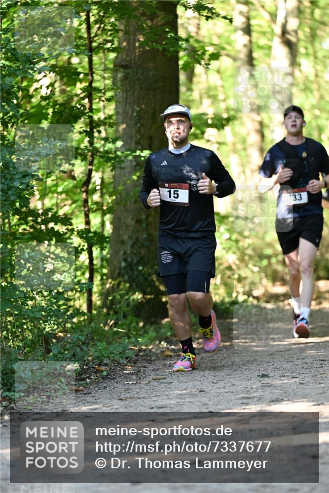 06.10.2024 - Bramfelder Halbmarathon 2024 Dr. Thomas Lammeyer http://msf.ph/oto/7337677 06.10.2024 10:22:35 Laufen 15, 133 meine-sportfotos.de